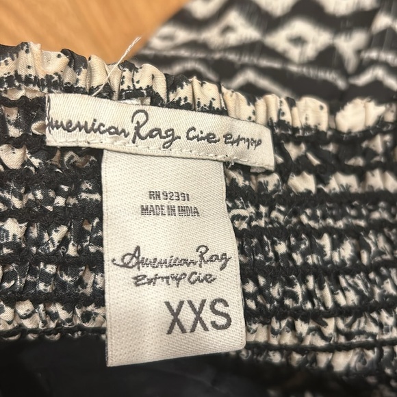 Patterned Sundress - Picture 3 of 4